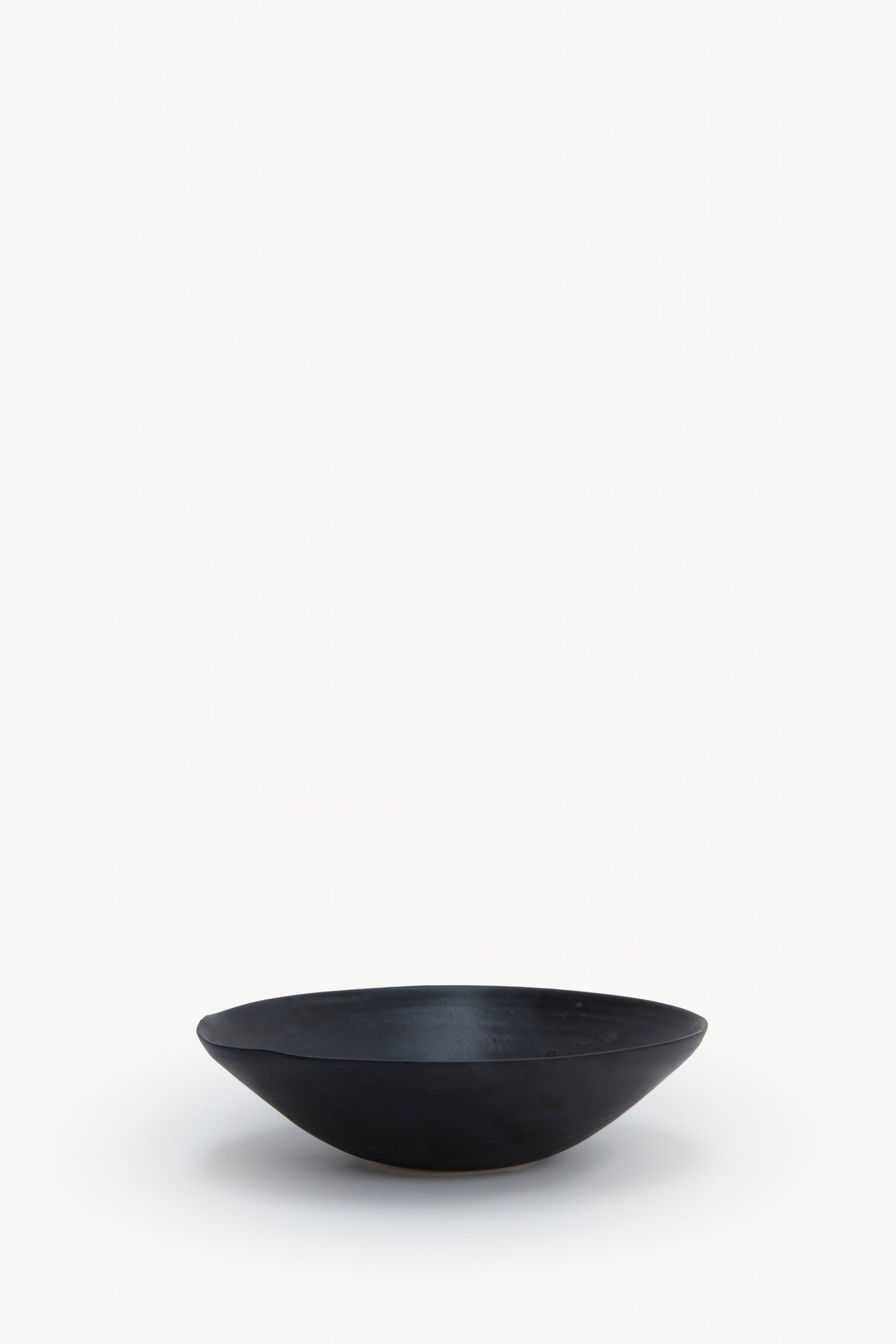 Noir round plate