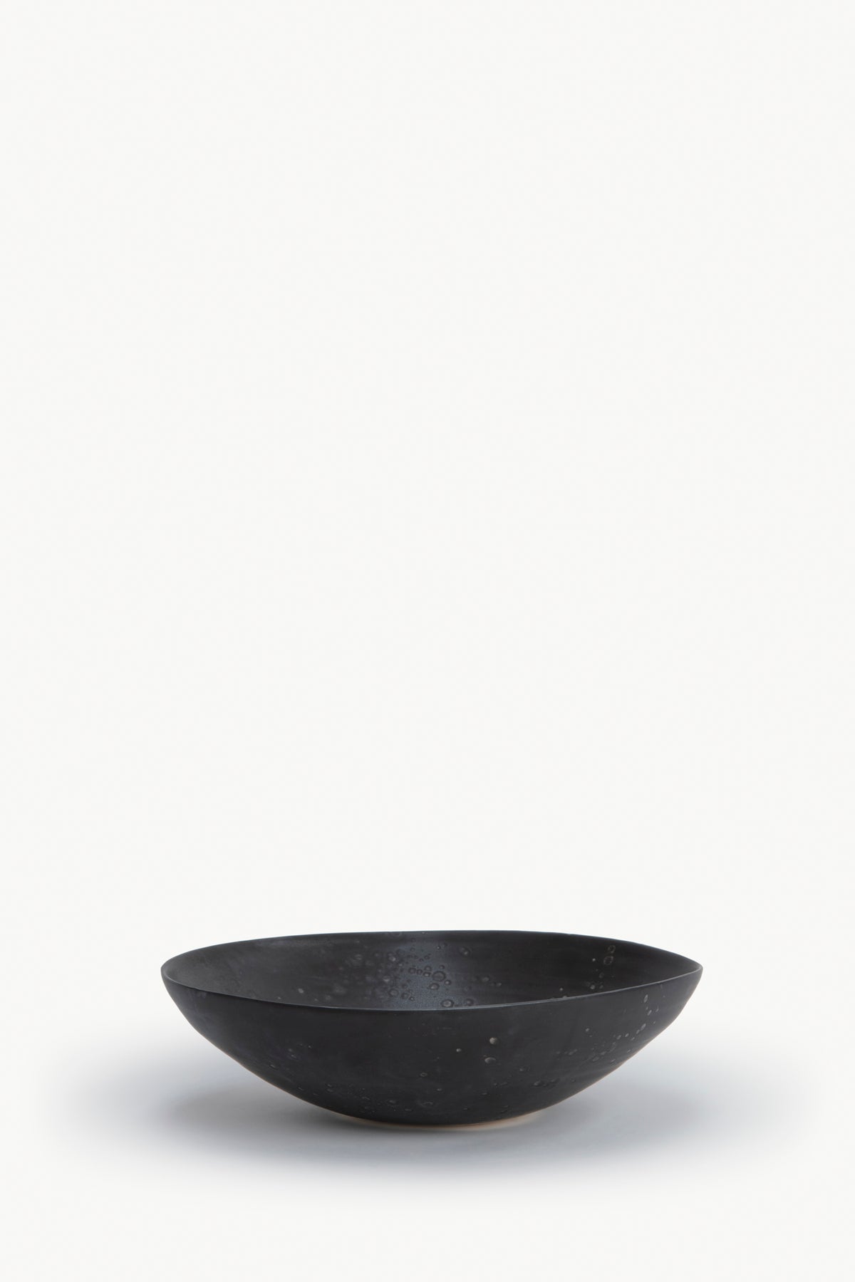 Noir salad bowl