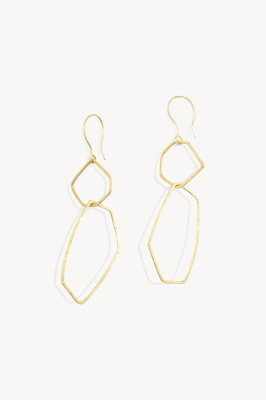 Irus L, pendientes dorados