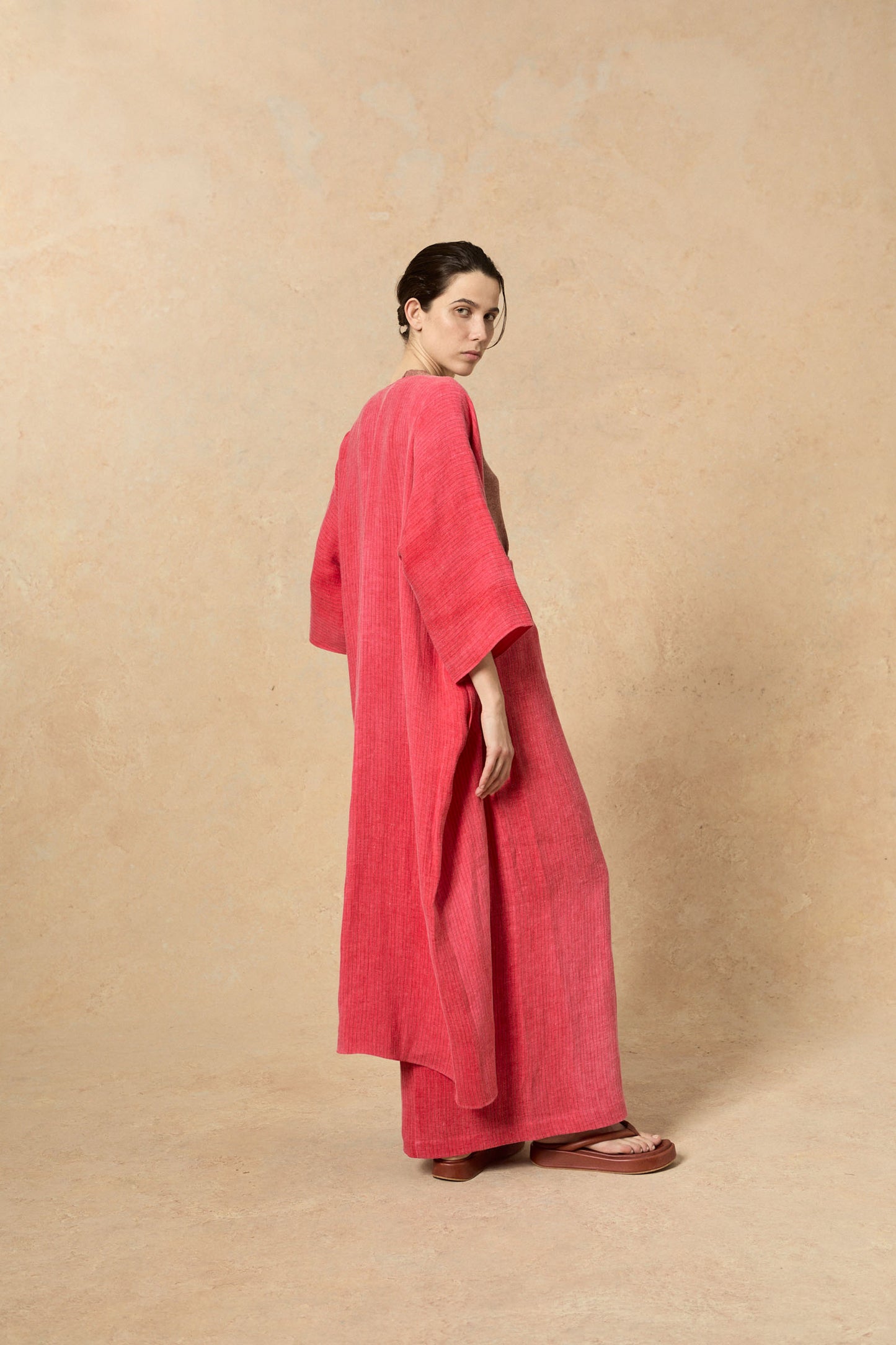 Lupe, abrigo en lino maltinto a rayas rosa