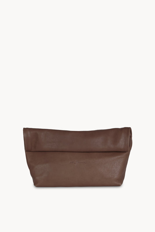 Delhi L, clutch grande de cuero mocha beige