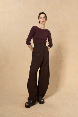 Arco, pants in burgundy linen and cupro