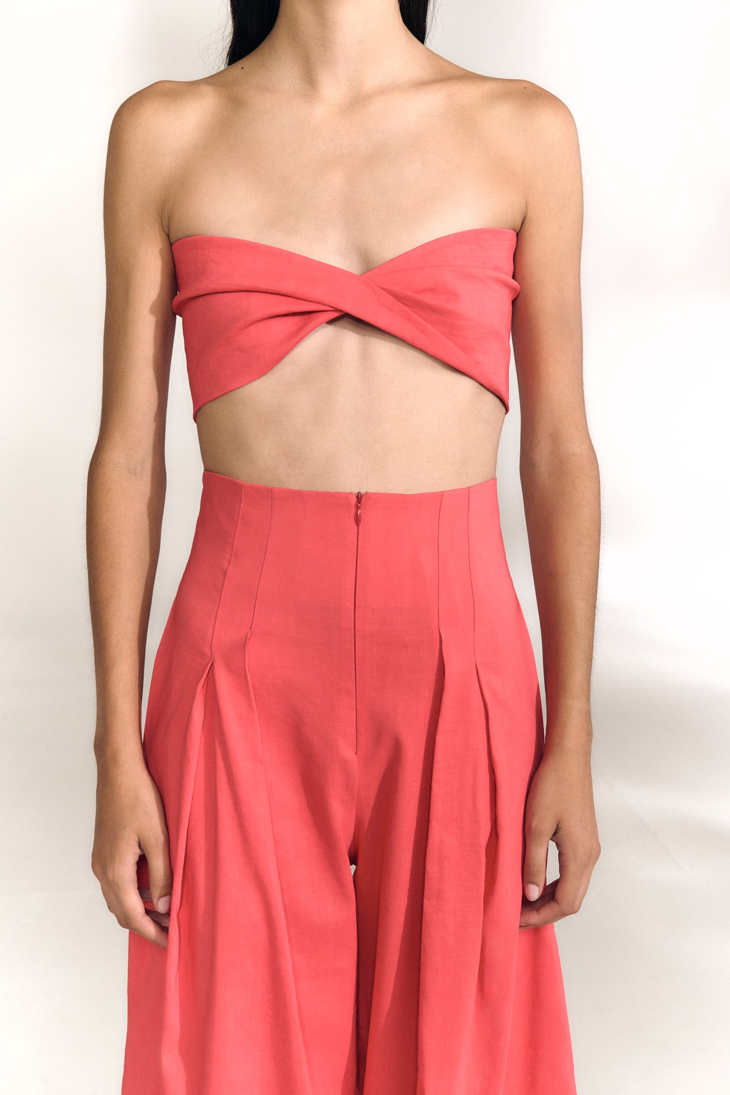 Aman, top palabra de honor rojo coral