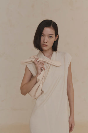 Dubhe, pendiente dorado