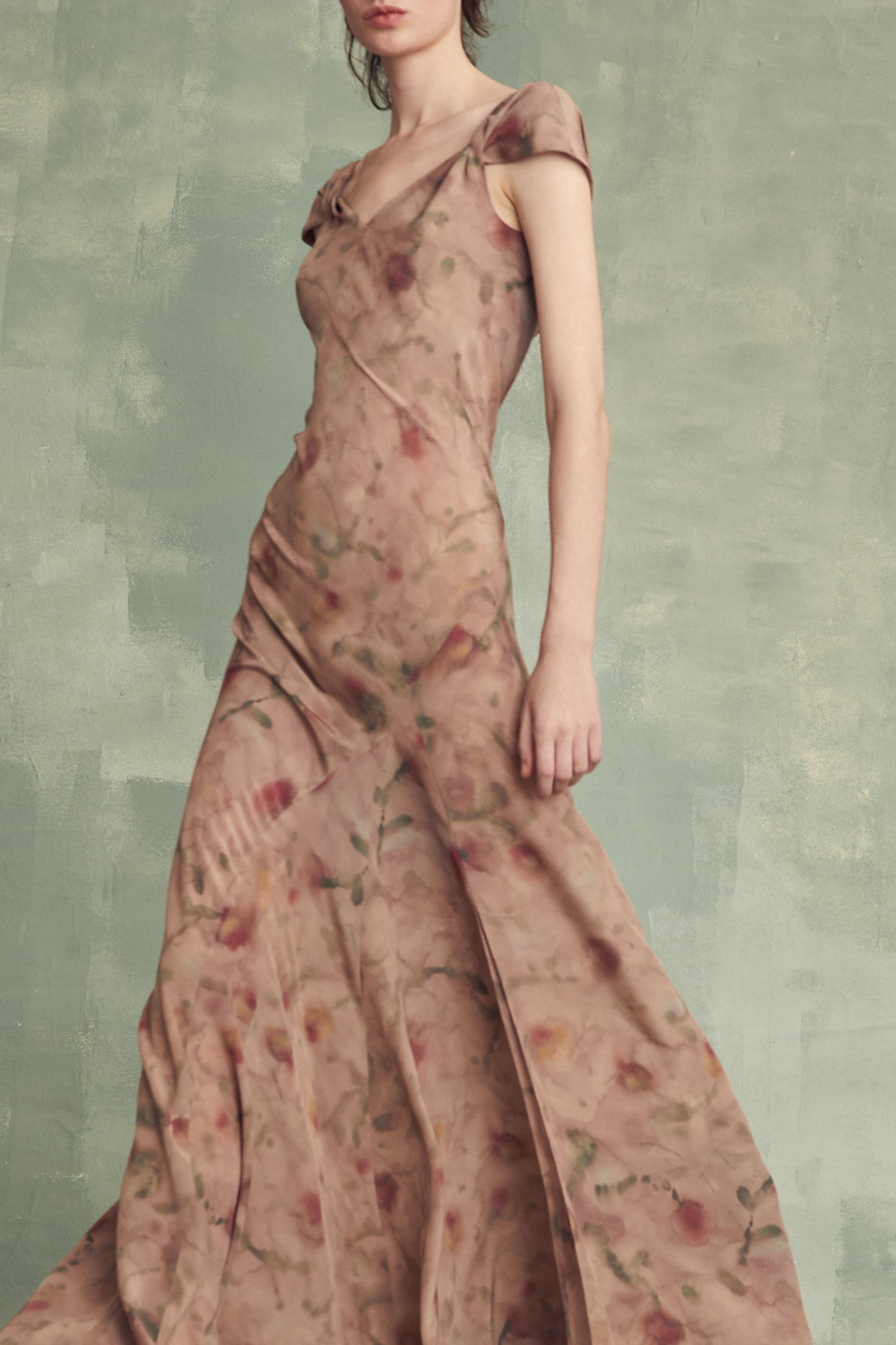 Antonella, long dress in printed silk 