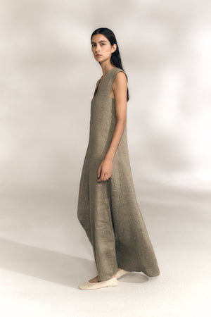 Aria, vestido de lino y seda a rayas vison gris