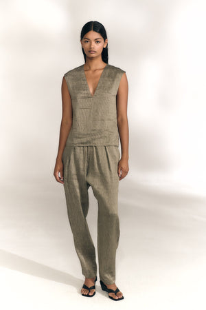 Aria, top de lino y seda a rayas vison gris