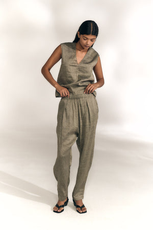 Aria, pantalon de lino y seda a rayas vison gris