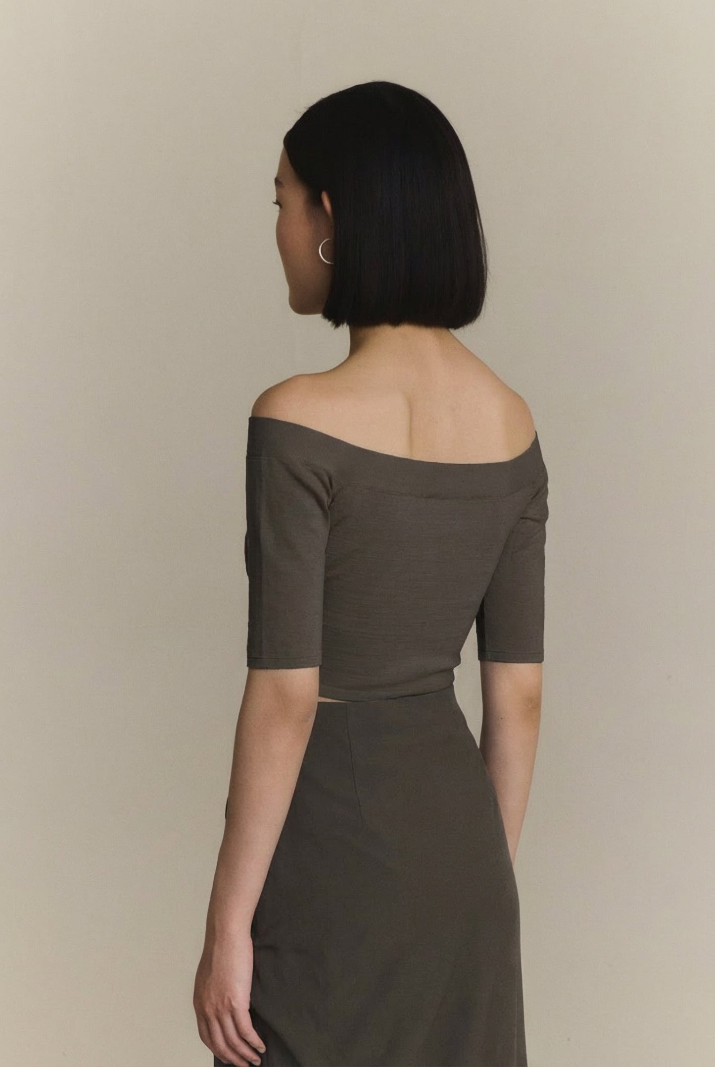 Arne, falda larga drapeada gris mocha