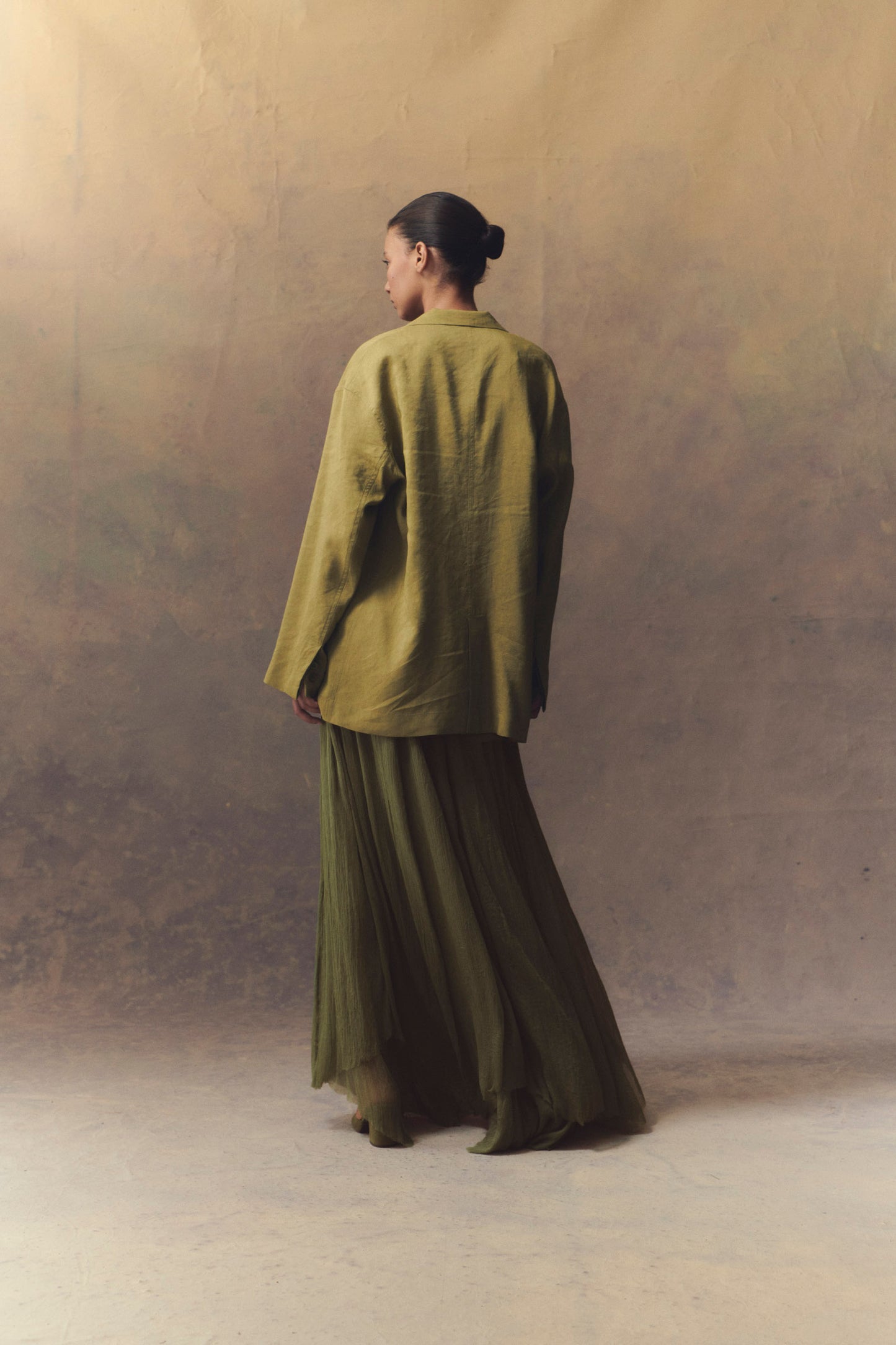 Aurora, long skirt in pistachio silk bambula