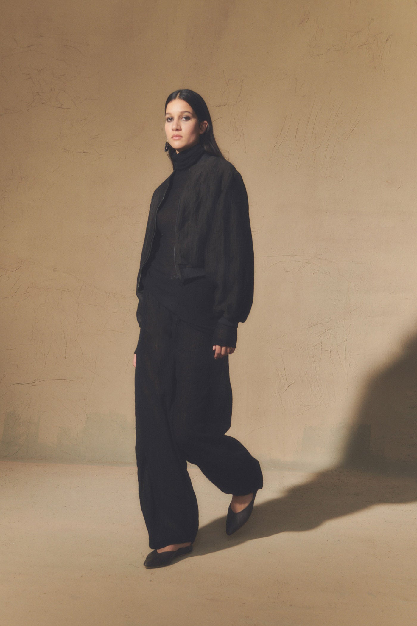 Maryam, pantalón en lana virgen negro