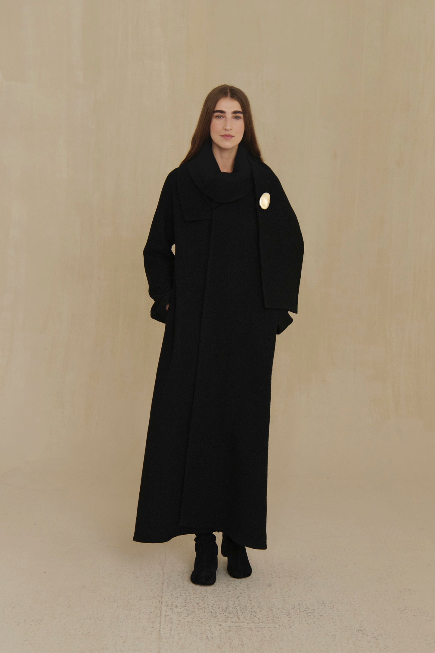 Brano, black virgin wool and silk coat