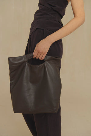 Buco, dark brown leather bag
