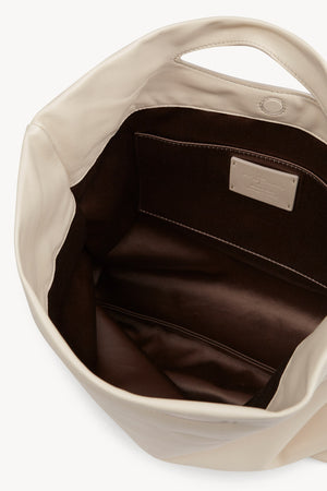 Buco L, bolso grande de piel arena