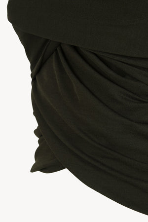 Canela, crop top cruzado verde oscuro