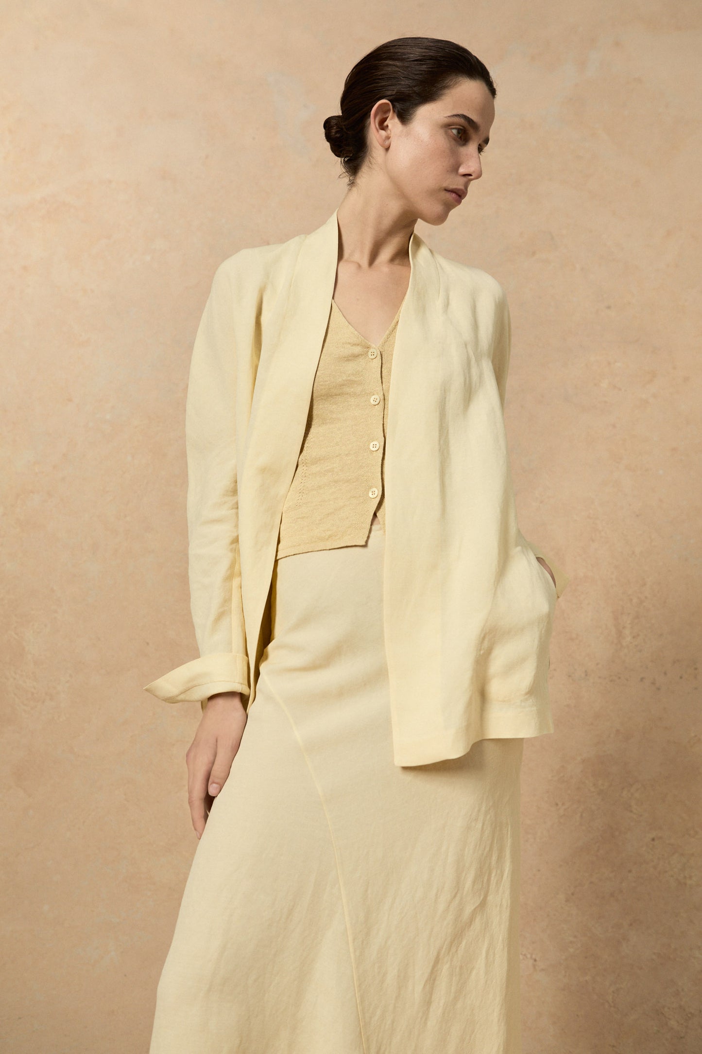 Fania, vanilla linen and viscose jacket