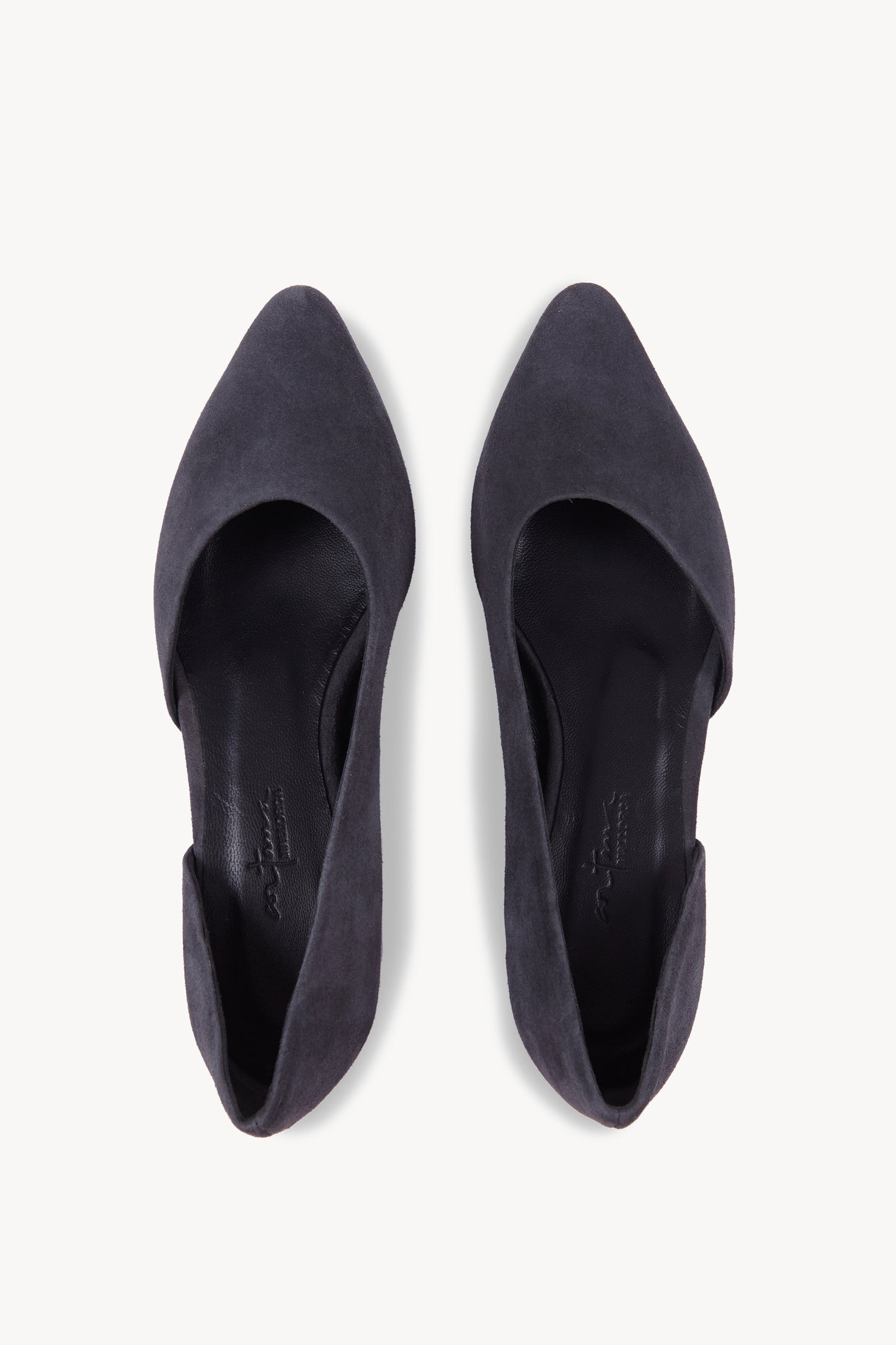 Circe, ballerina in graphite suede