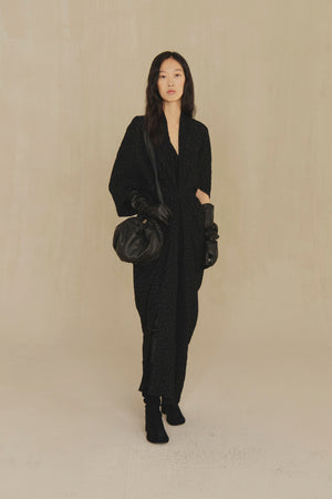Circe, vestido oversize de lana virgen devore