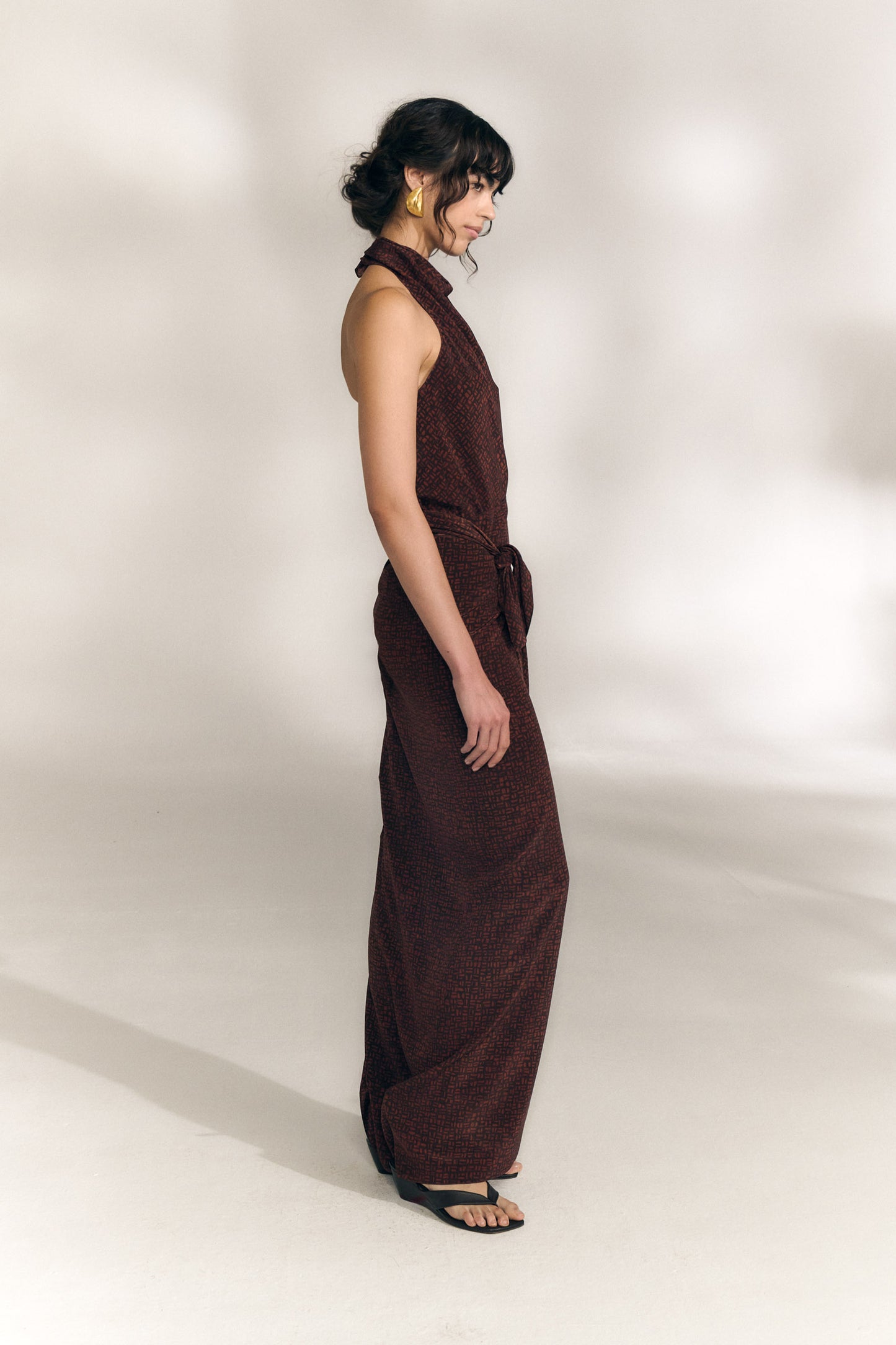 Corallo, vestido halter de seda kenta print