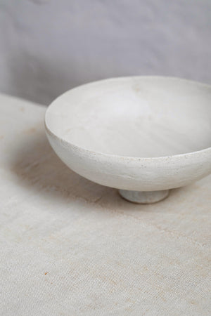 Blanc, bowl with stand