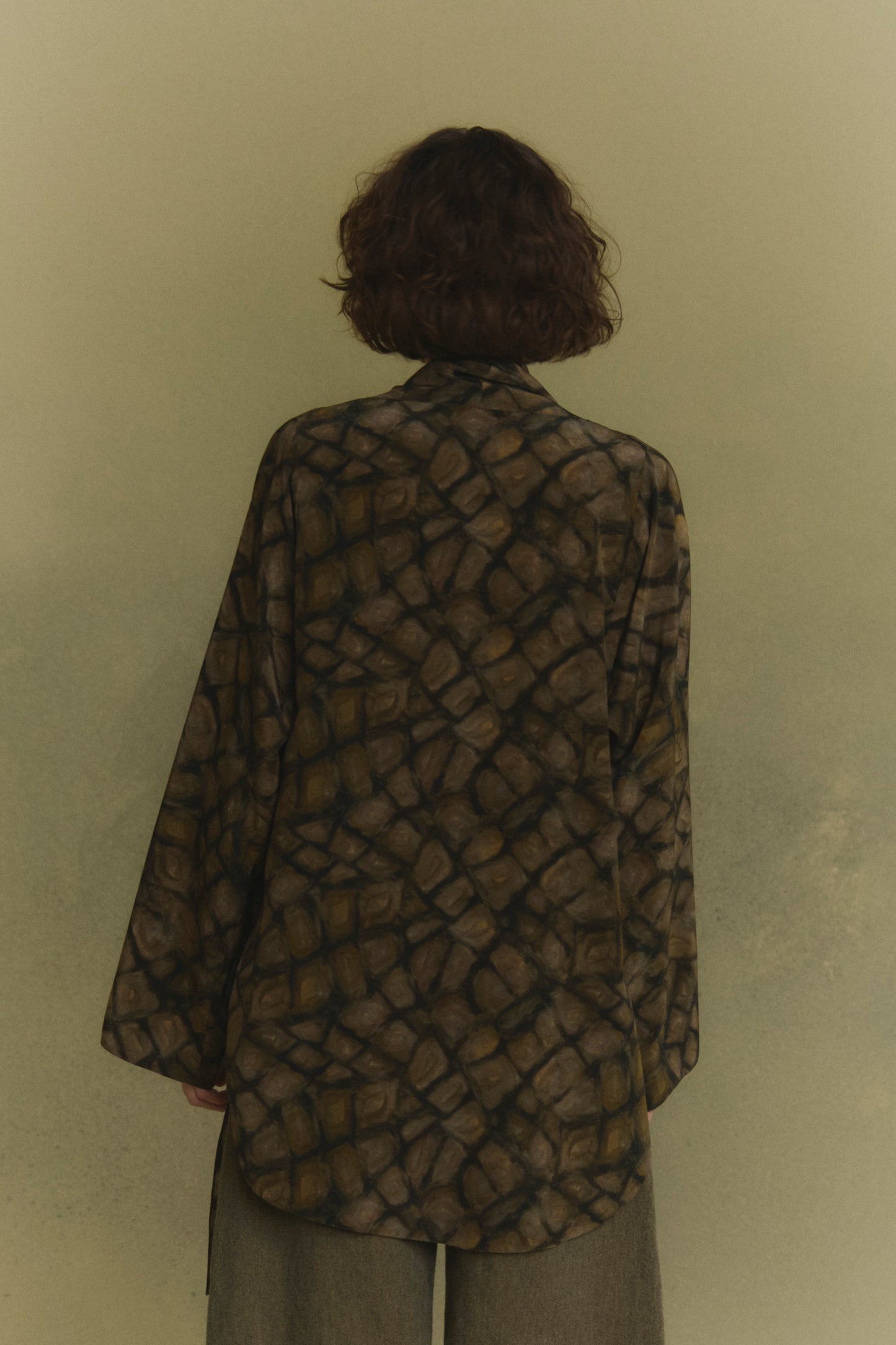 Deep, hoop print silk top