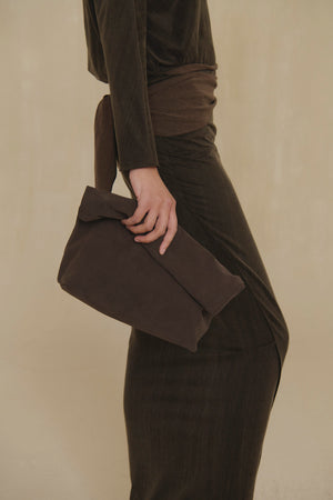Delhi L, large café suede clutch