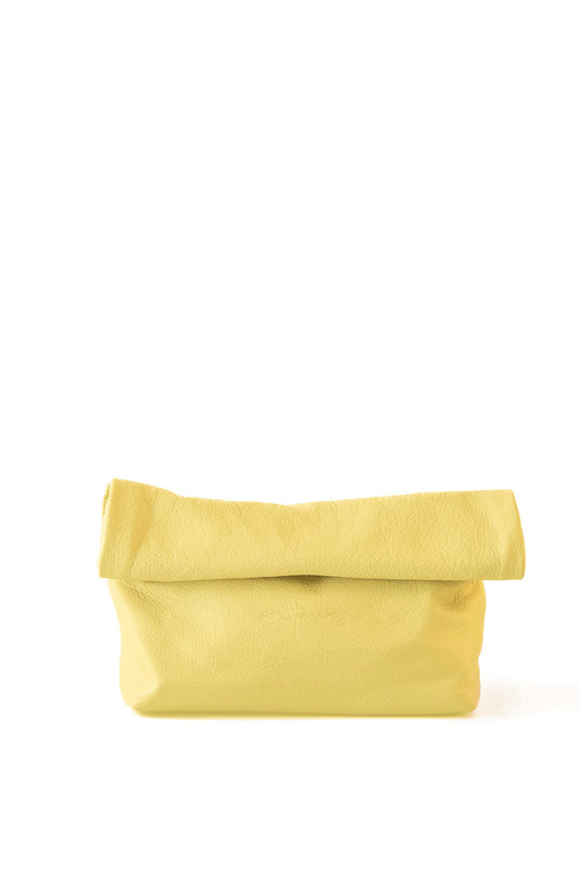 Delhi L, clutch grande en cuero amarillo