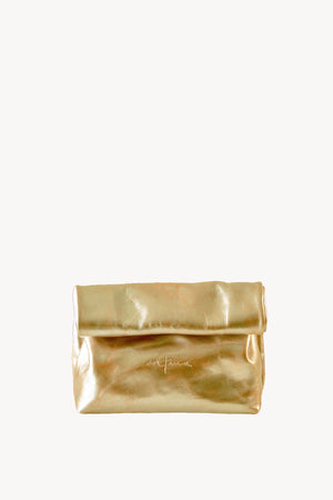 Delhi S, clutch en cuero dorado