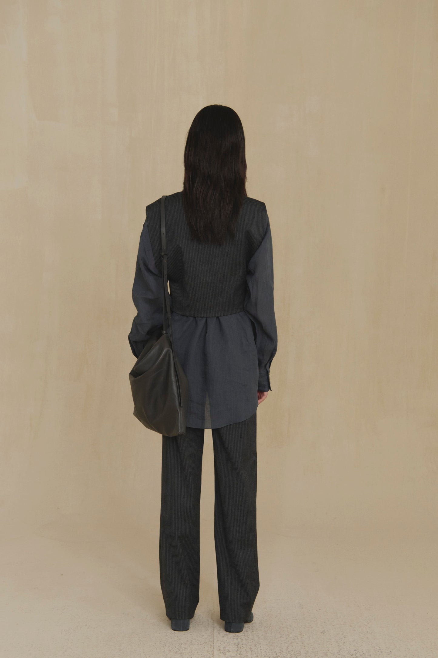 Devenir, pantalon a rayas jacquard azul y gris
