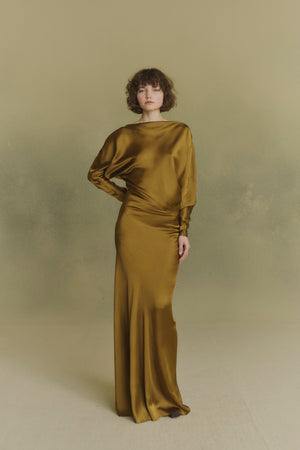 Dorado, vestido largo dorado