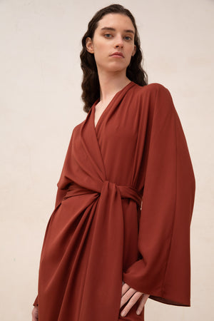 Edda, long dress in garnet stretch silk