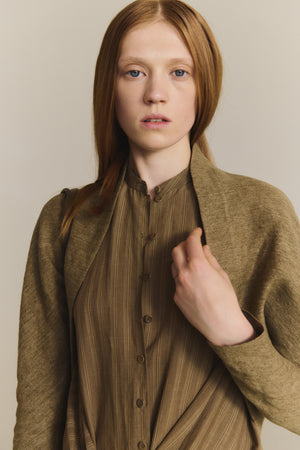 Tourmaline, chaqueta corta de lino jacquard kaki tostado