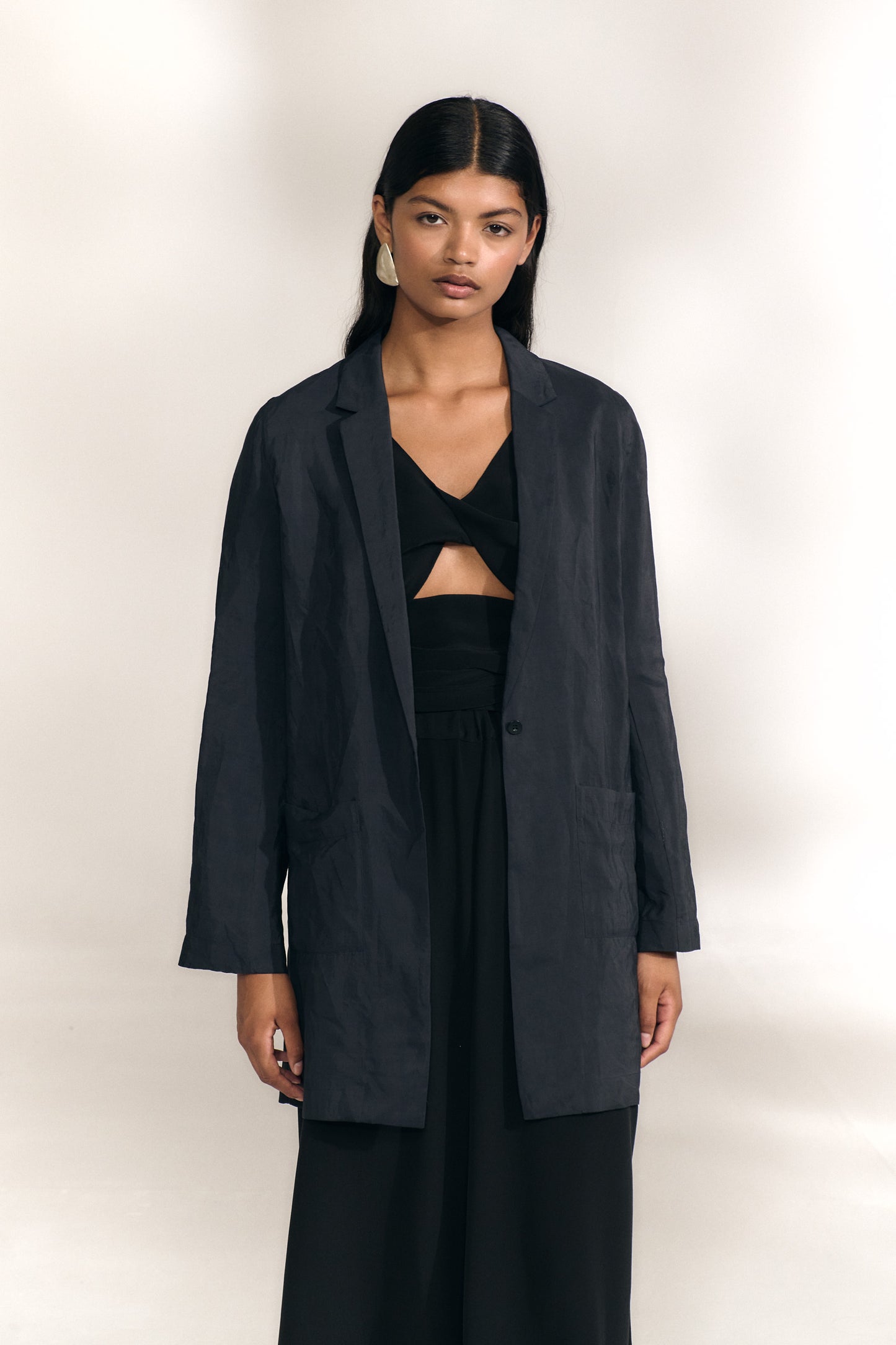 Elena, chaqueta oversize marino oscuro