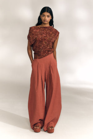 Elena, cayenne high-waisted pants