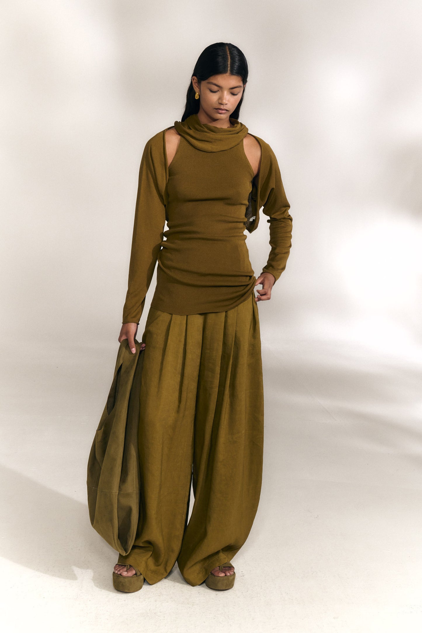 Elena, olive green high-waisted pants