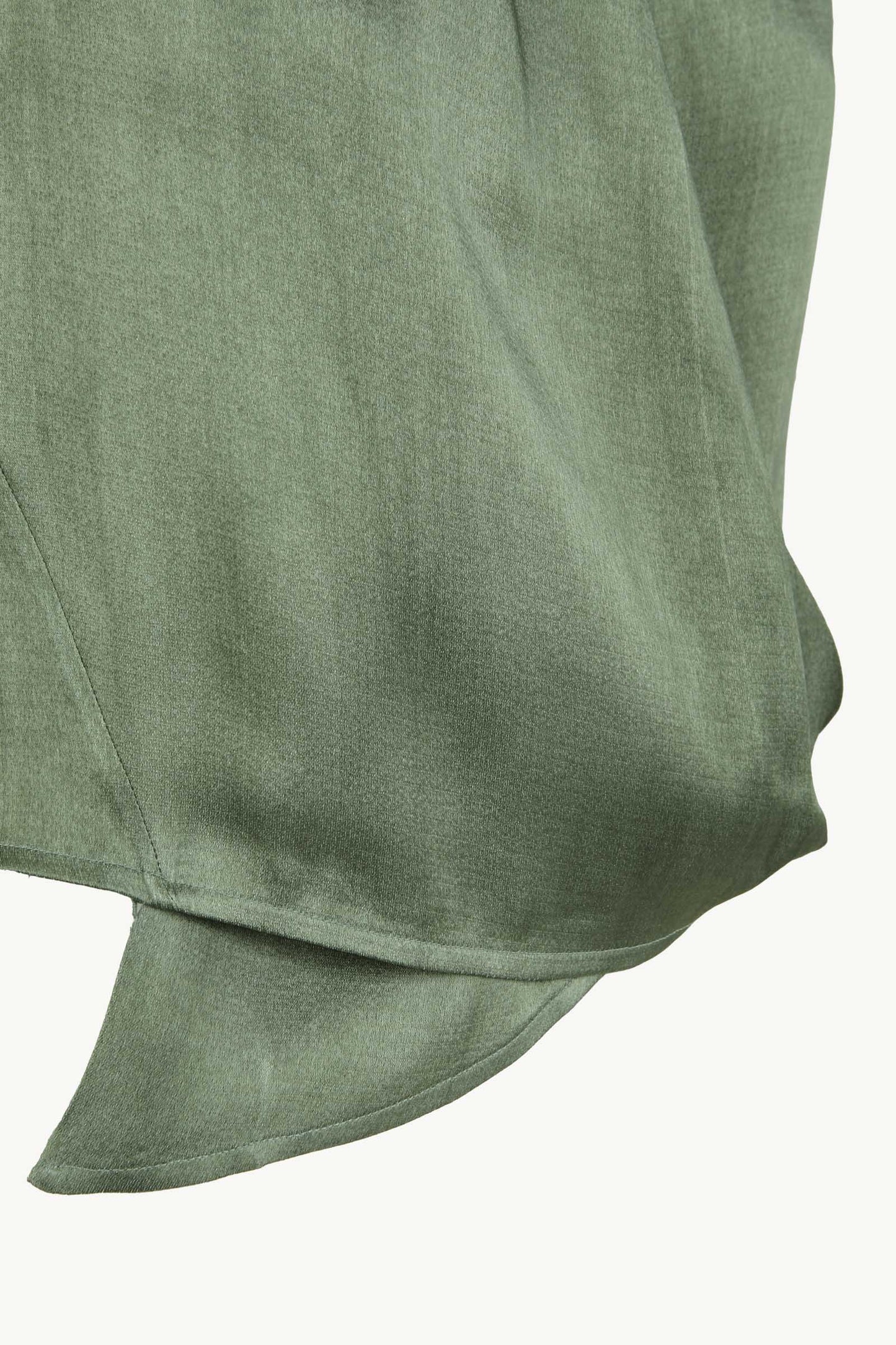 Etna, top de seda aguamarina maltinto