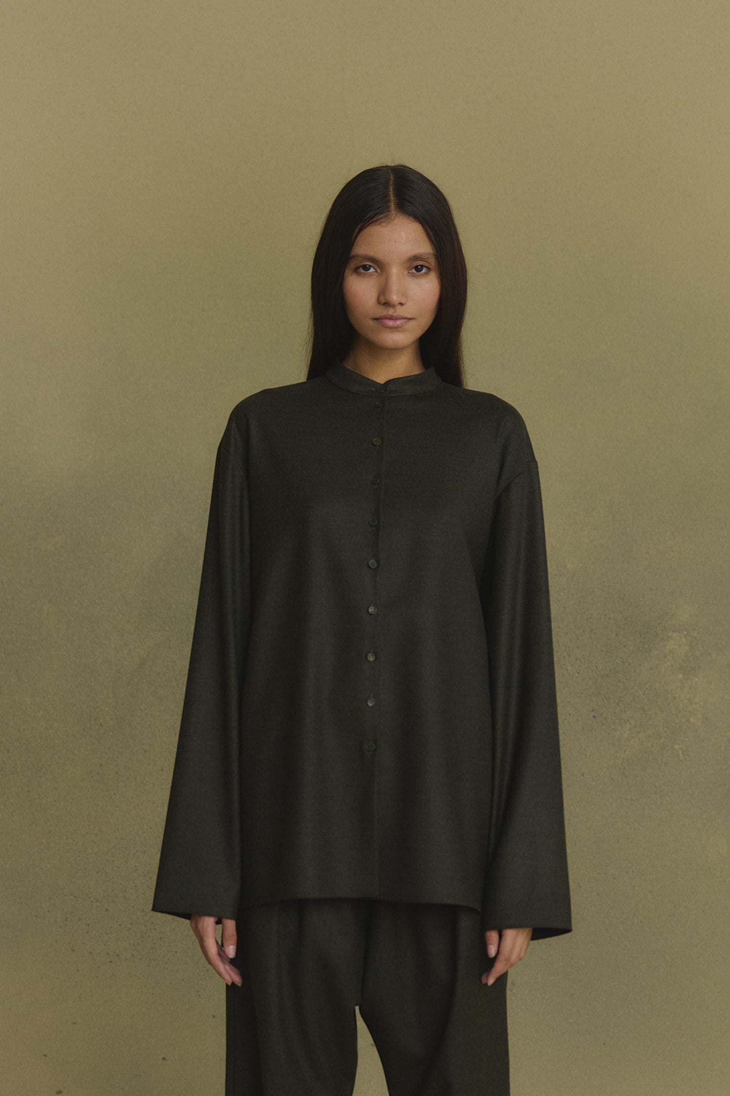 Fabula, beige oversized shirt