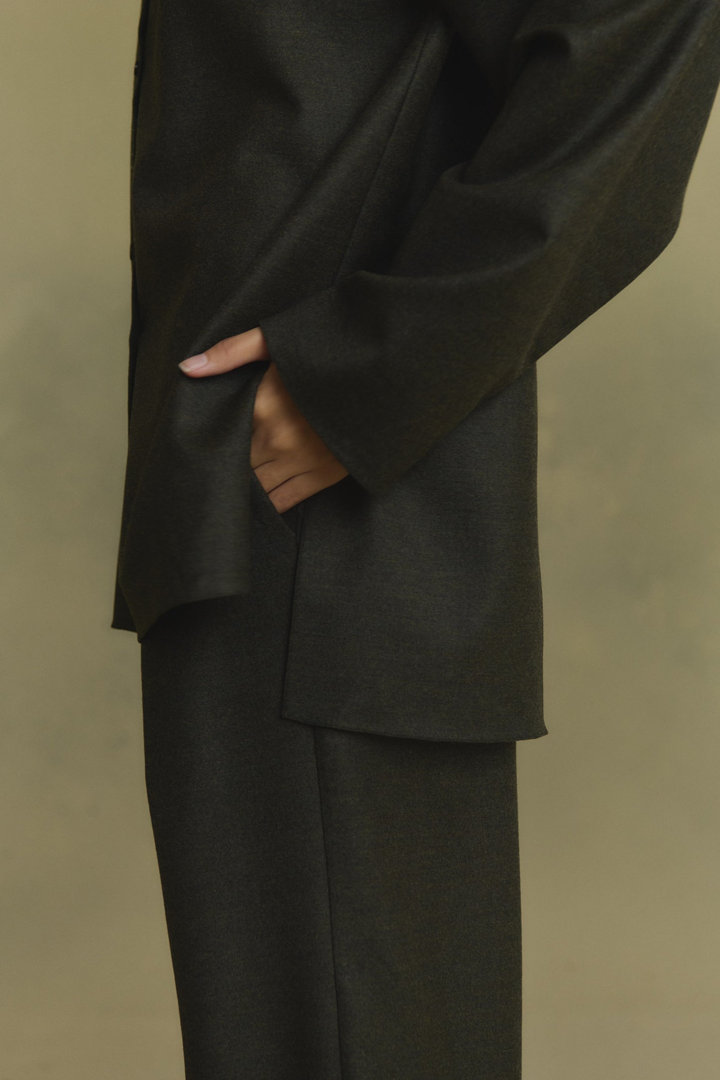 Fabula, beige oversized shirt