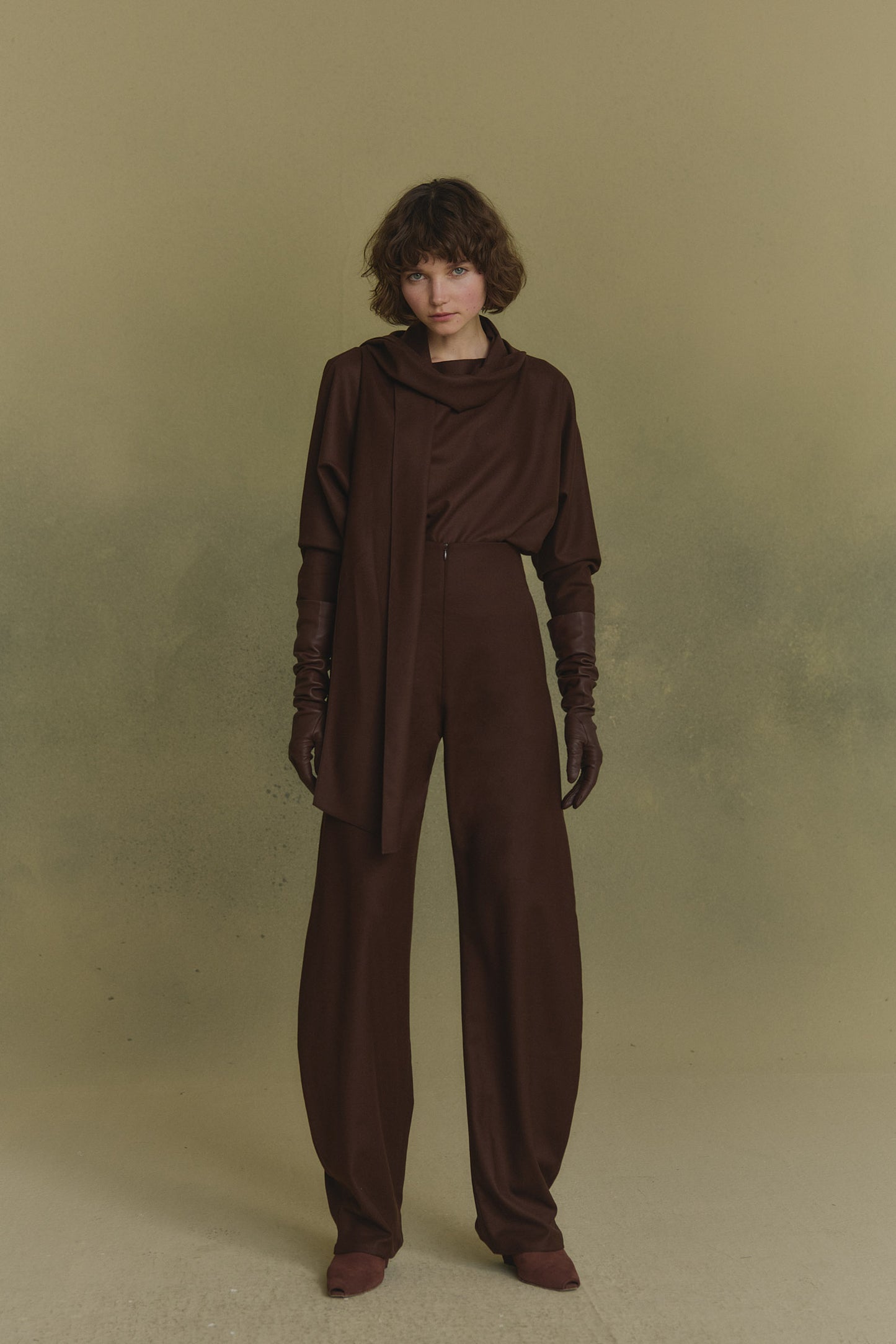 Fabula, chocolate virgin wool top