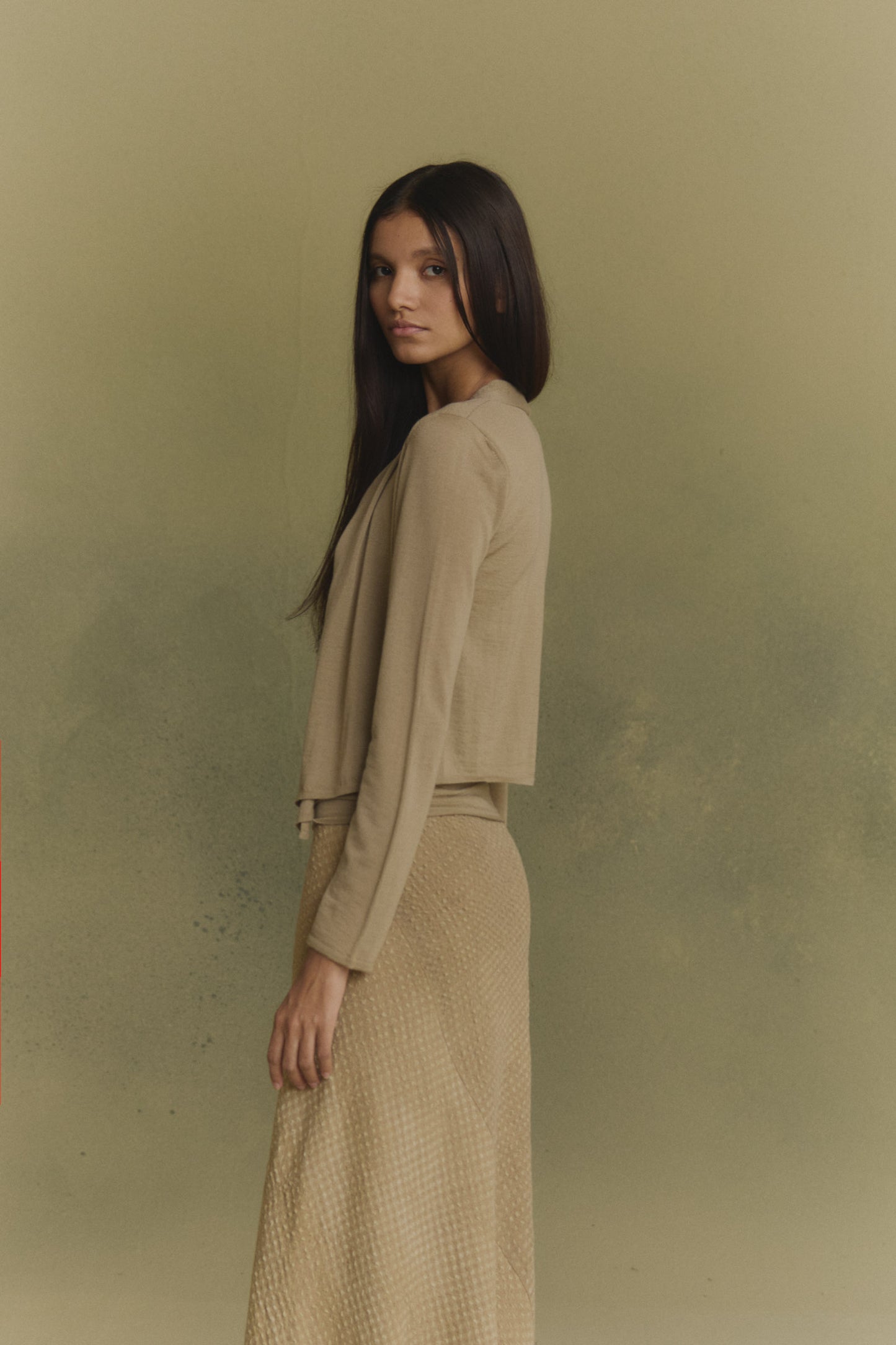 Fio, dark beige cashmere cardigan