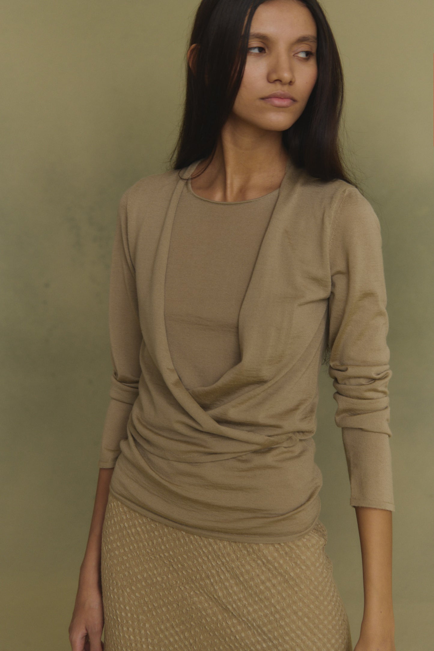Fio, dark beige cashmere cardigan