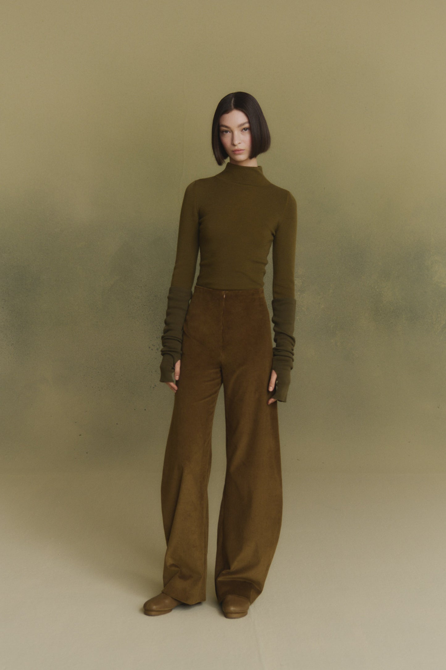 Fio, black cashmere knit top