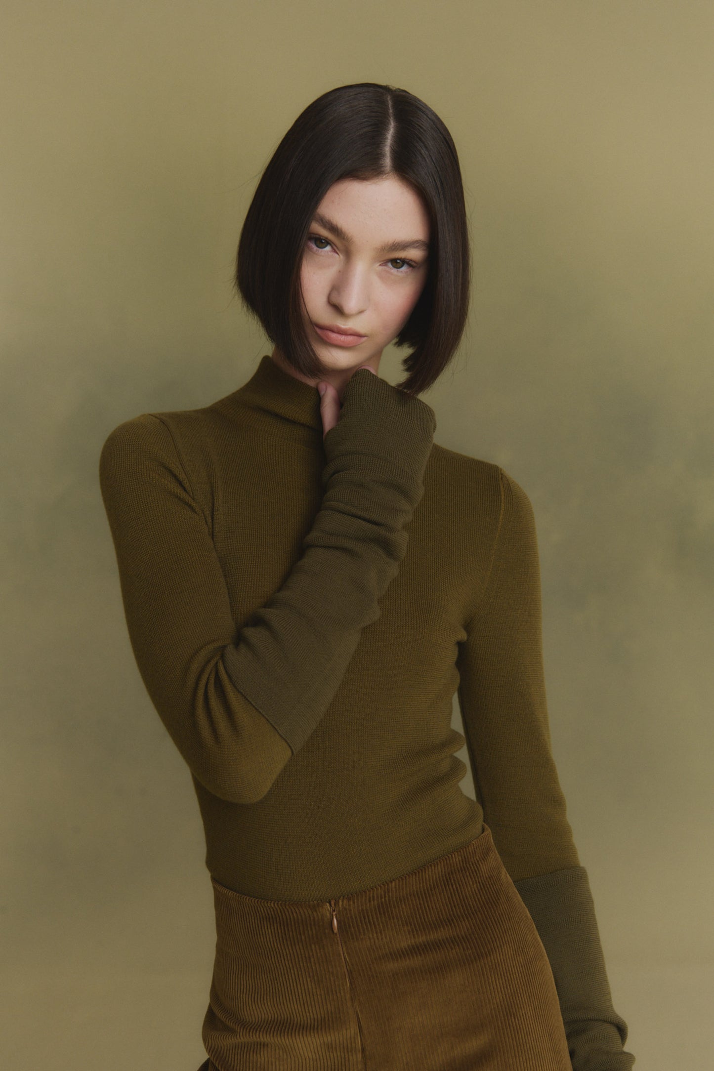 Fio, khaki cashmere knit top