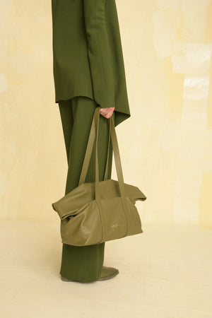 Folded, bolso en cuero verde