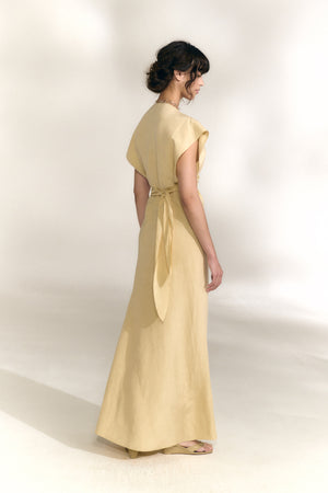 Gaia, vestido de lino y seda beige mares