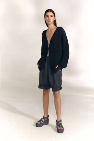 Gina, cardigan oversize de punto de algodon mako blue nero