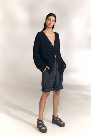 Gina, cardigan oversize de punto de algodon mako blue nero