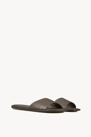 Heidi, flip flops en gris oscuro