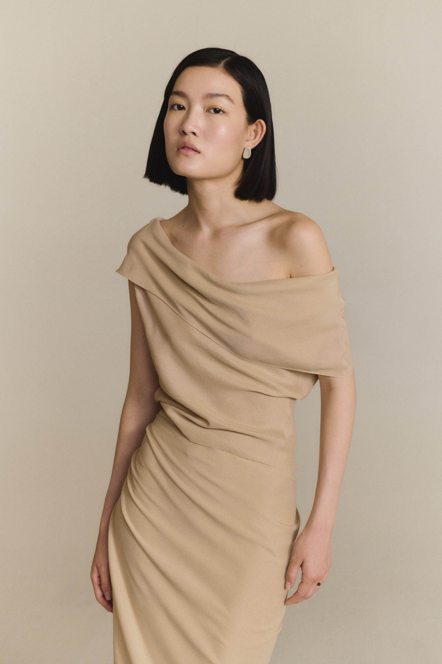 Ilia, beige silk top