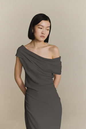 Ilia, dark grey silk top